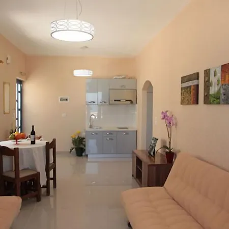 Analipsi דירה הרסוניסוס